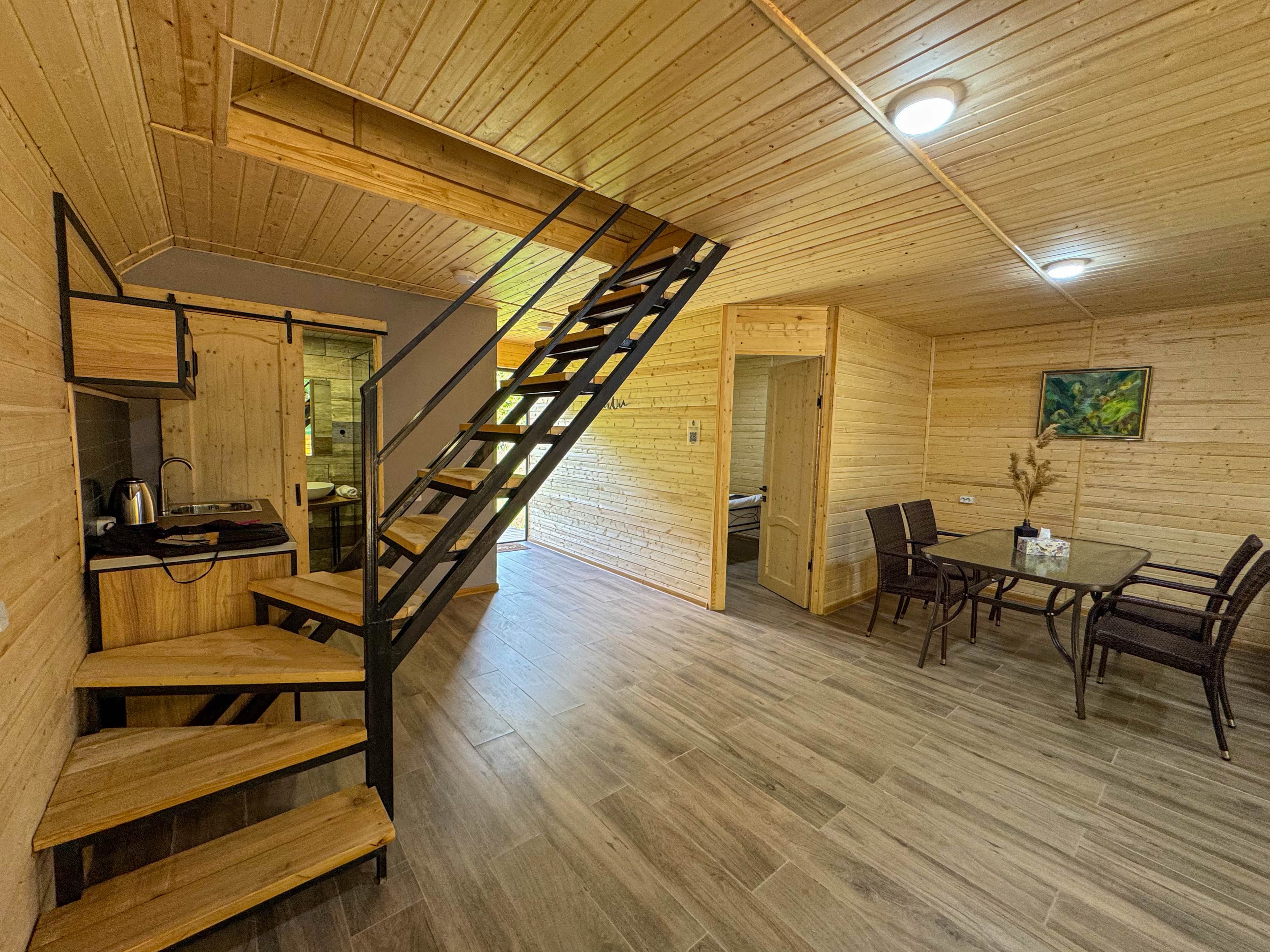 Big cottage image 1