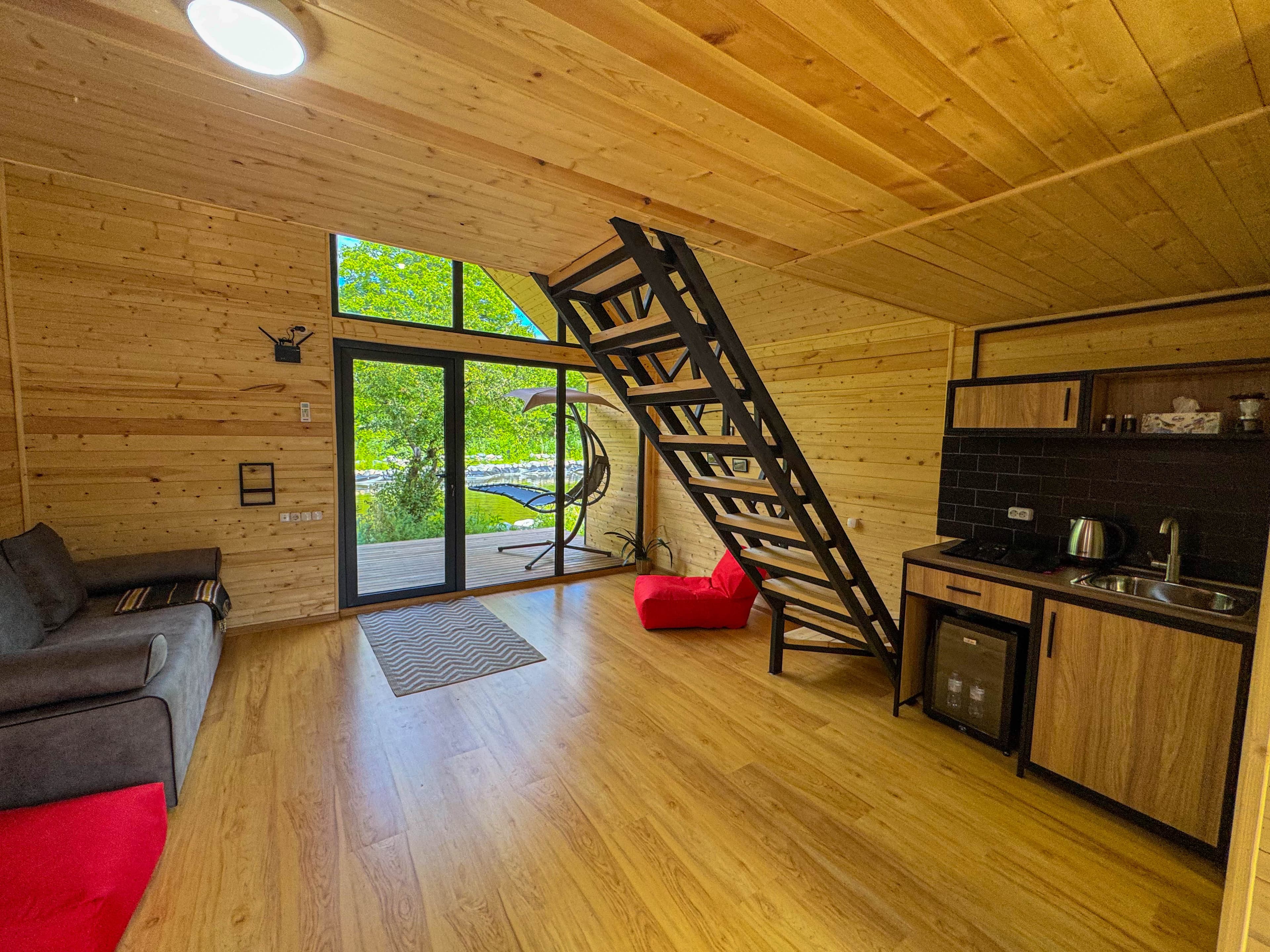 Small cottage with a view to the river with fishing access image 12