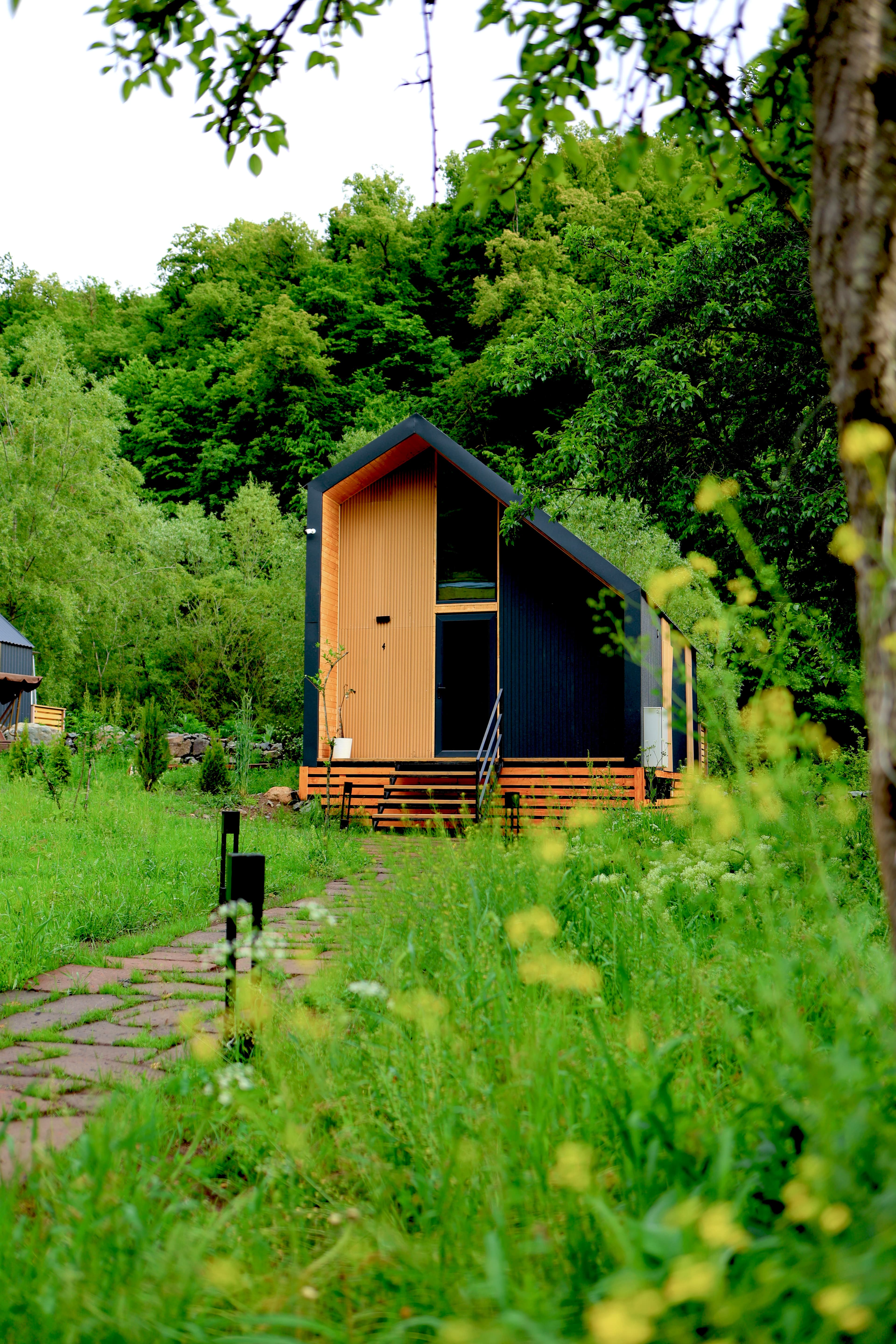 Small cottage with a view to the river with fishing access image 1